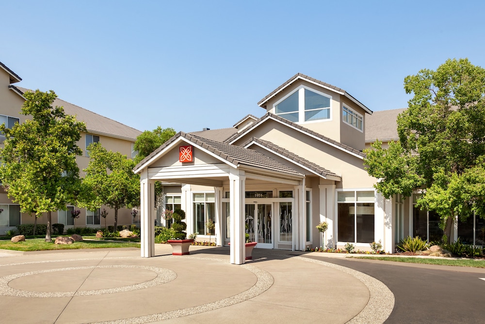 hilton garden inn roseville