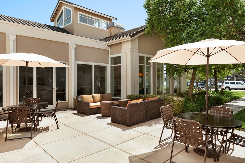 hilton garden inn roseville