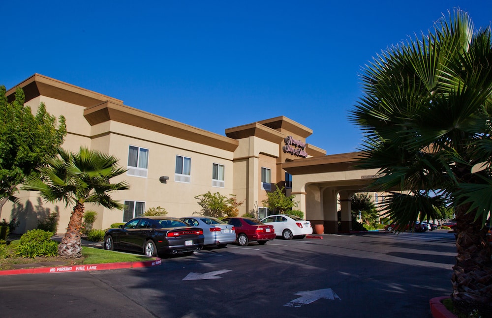 hampton inn and suites sacramento cal expo