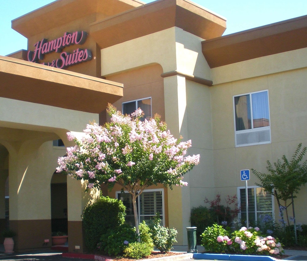 hampton inn and suites sacramento cal expo