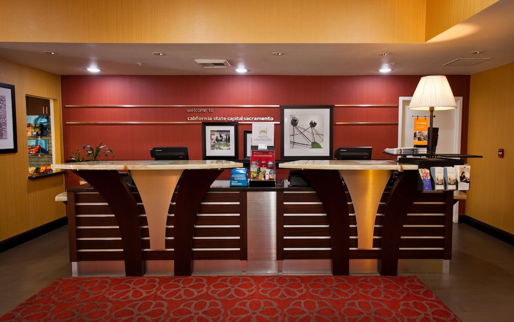 hampton inn and suites sacramento cal expo