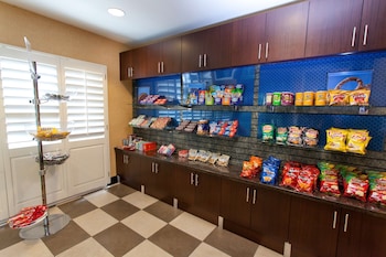 hampton inn and suites sacramento cal expo