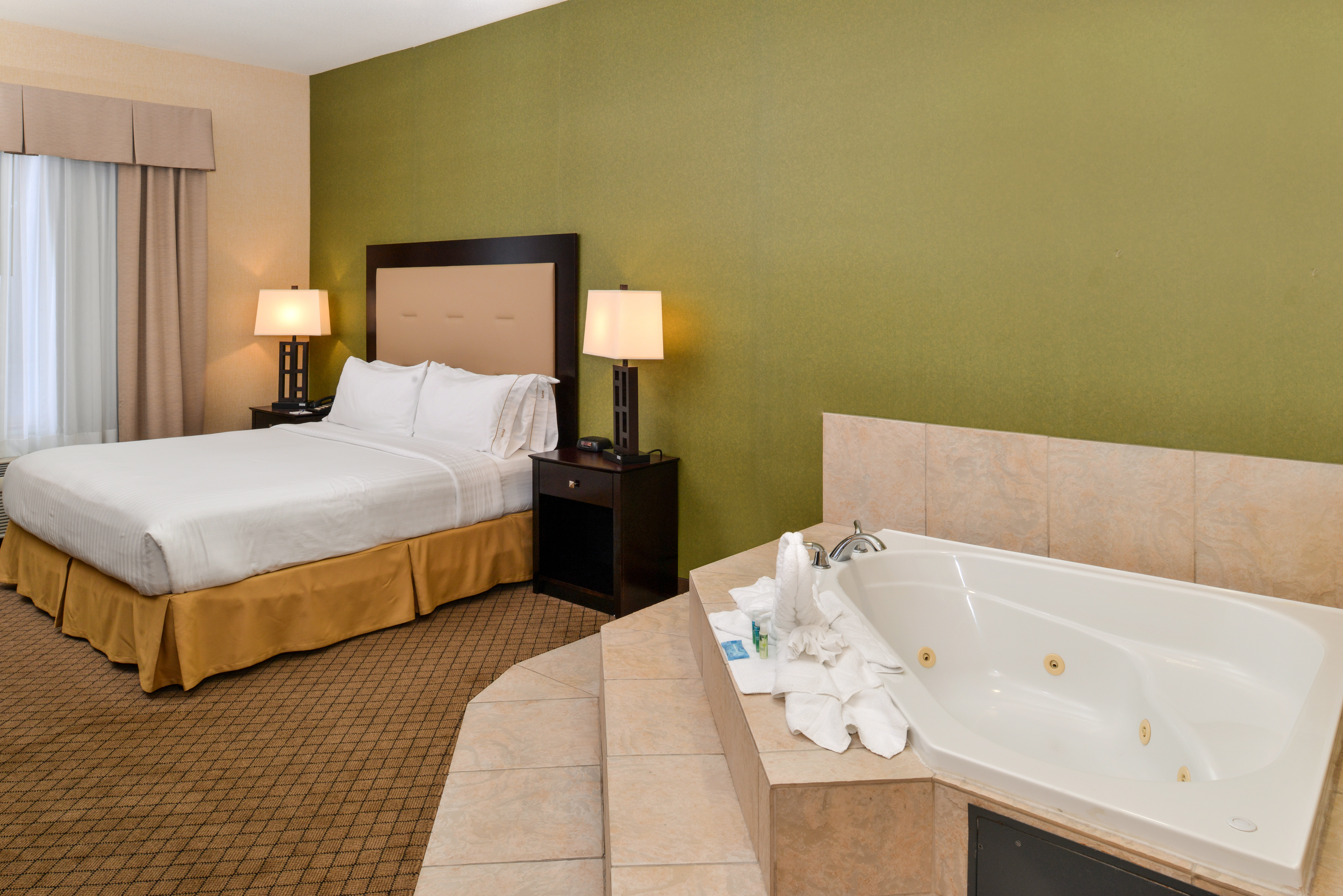 holiday inn express sacramento airport woodland by ihg