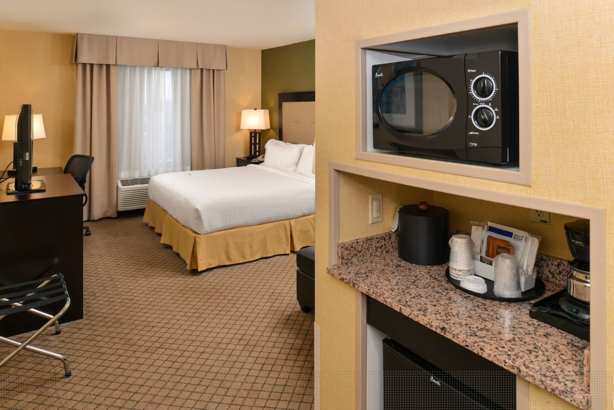 holiday inn express sacramento airport woodland by ihg