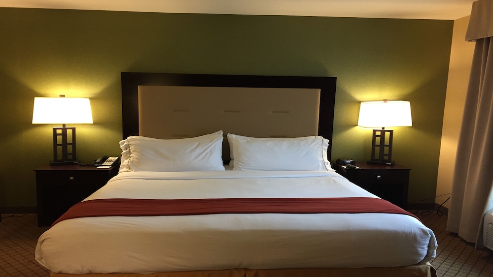 holiday inn express sacramento airport woodland by ihg