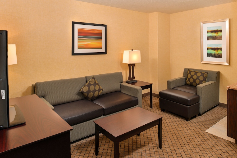 holiday inn express sacramento airport woodland by ihg