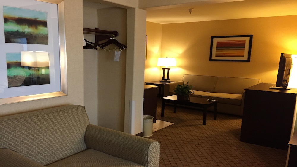 holiday inn express sacramento airport woodland by ihg