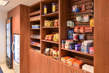 holiday inn express sacramento airport woodland by ihg