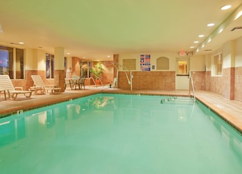 holiday inn express sacramento airport woodland by ihg