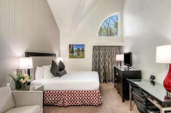 aggie inn ascend hotel collection