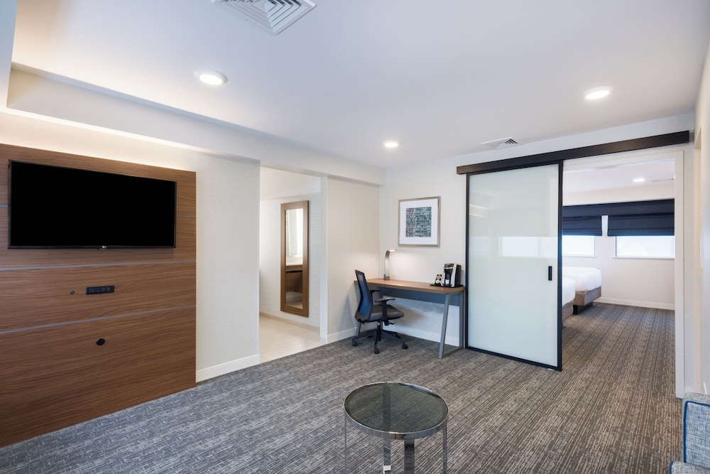holiday inn express boston waltham by ihg