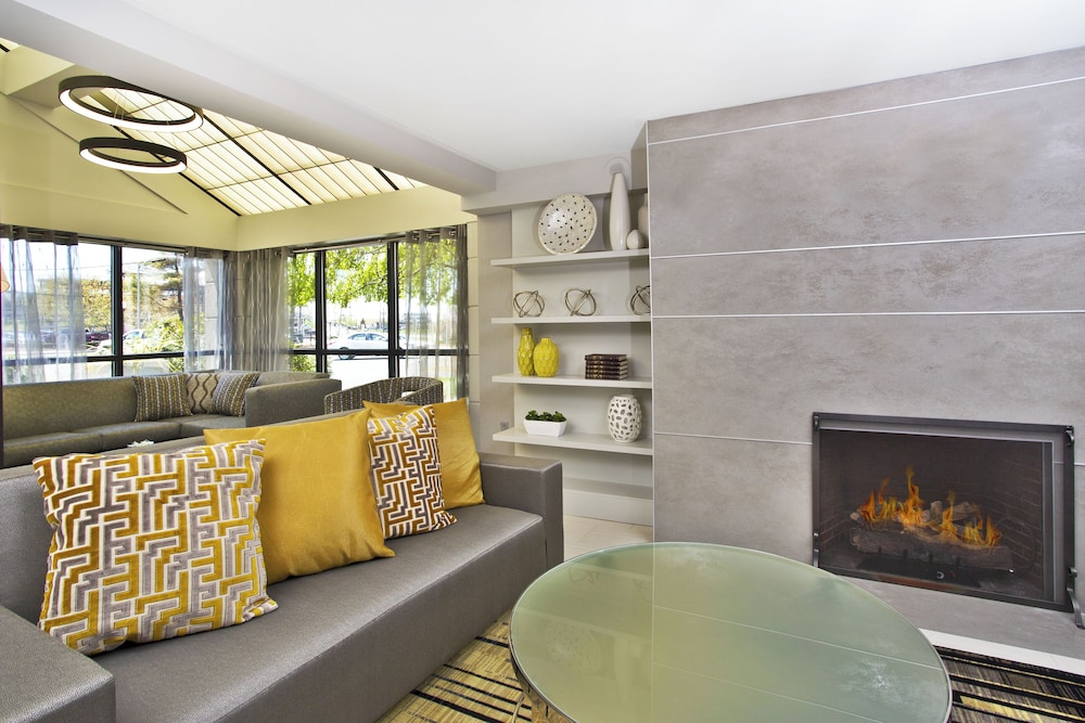 holiday inn express boston waltham by ihg