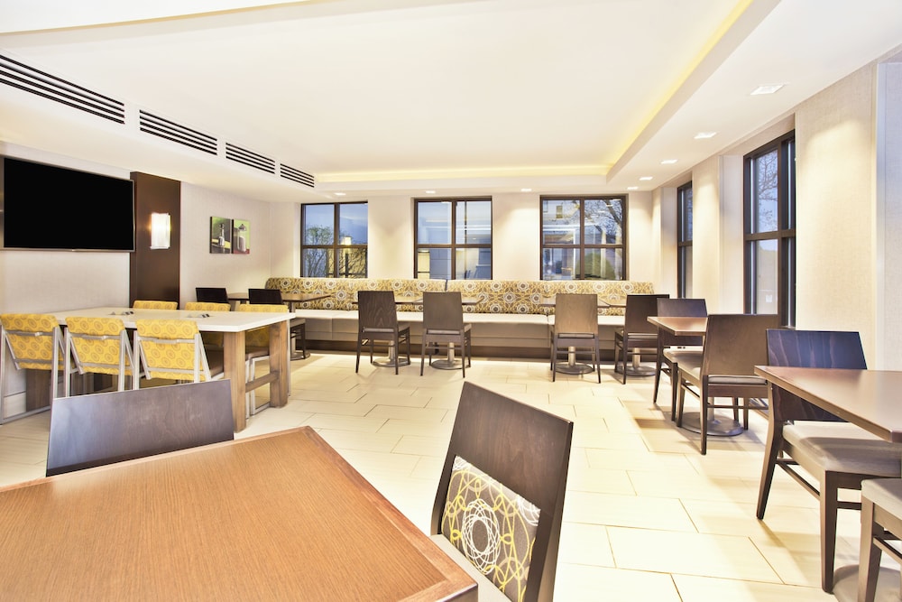 holiday inn express boston waltham by ihg