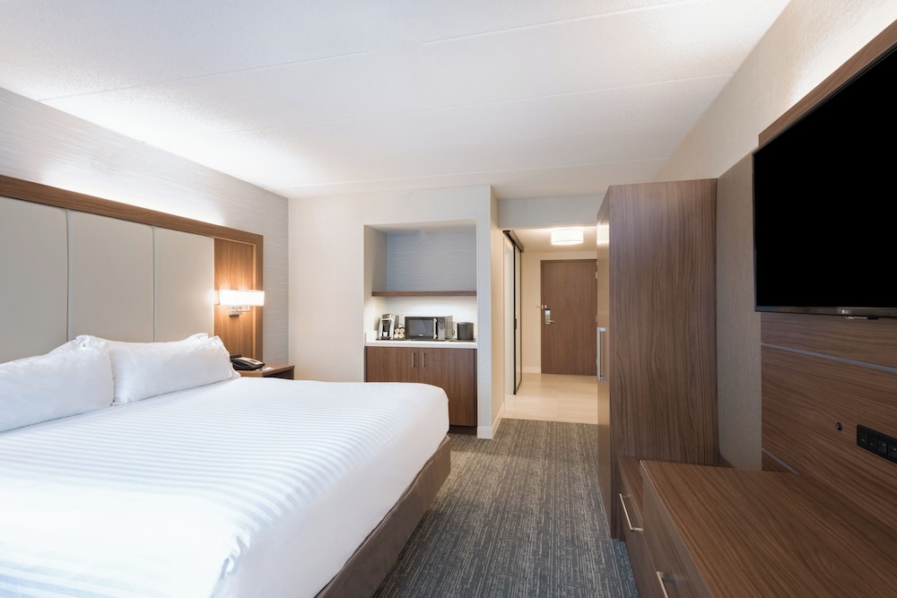 holiday inn express boston waltham by ihg