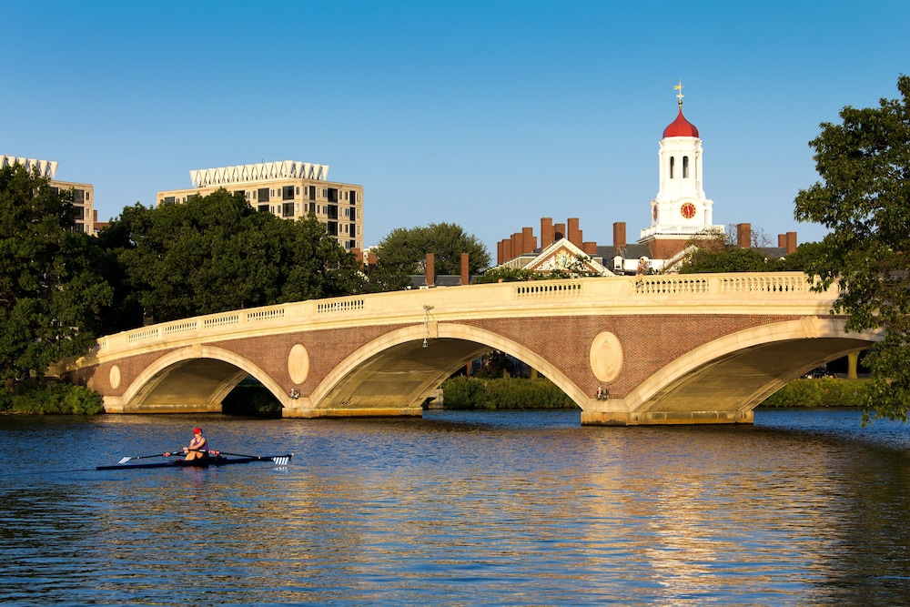 holiday inn express boston waltham by ihg