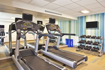 Holiday Inn Express Boston - Waltham By Ihg,Walpole>>Boston,3 star