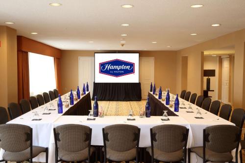 hampton inn boston natick