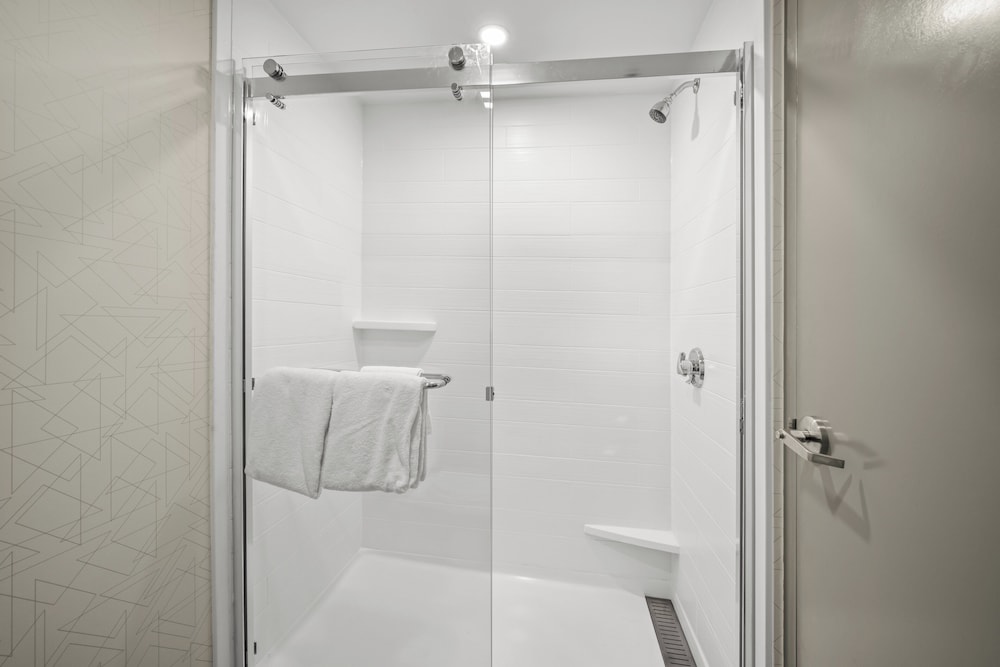 holiday inn express boston north woburn by ihg