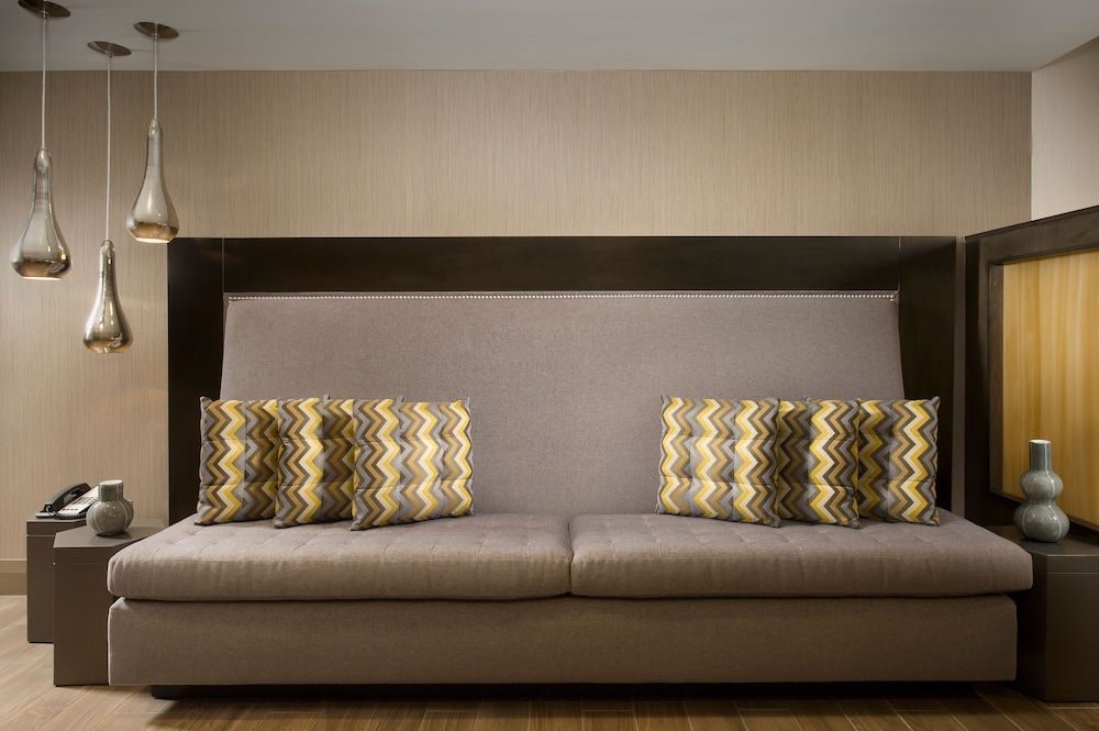 holiday inn express boston north woburn by ihg