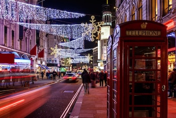 Radisson Blu Hotel, London Bond Street,London>>Euston,4 star