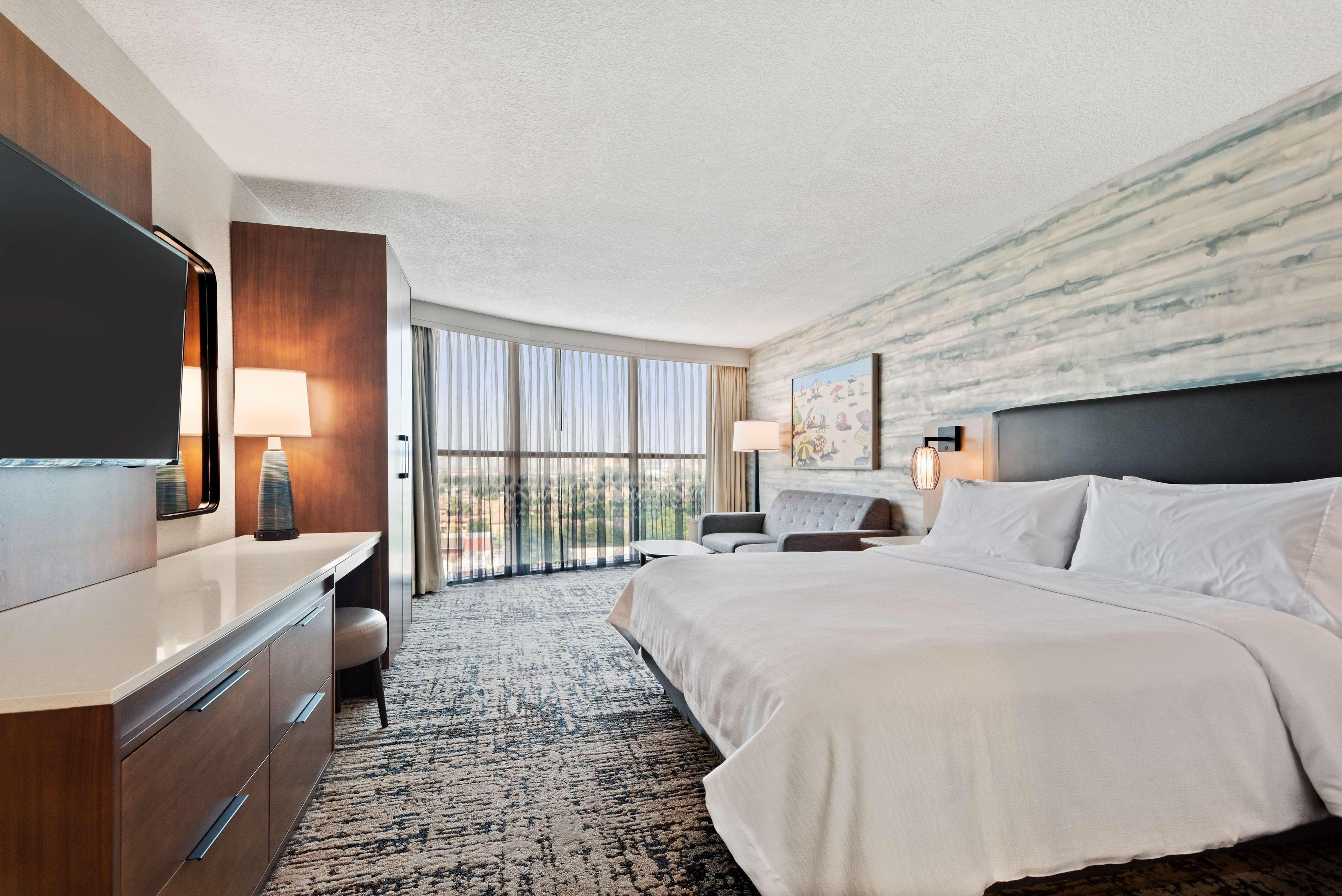 embassy suites by hilton anaheim south