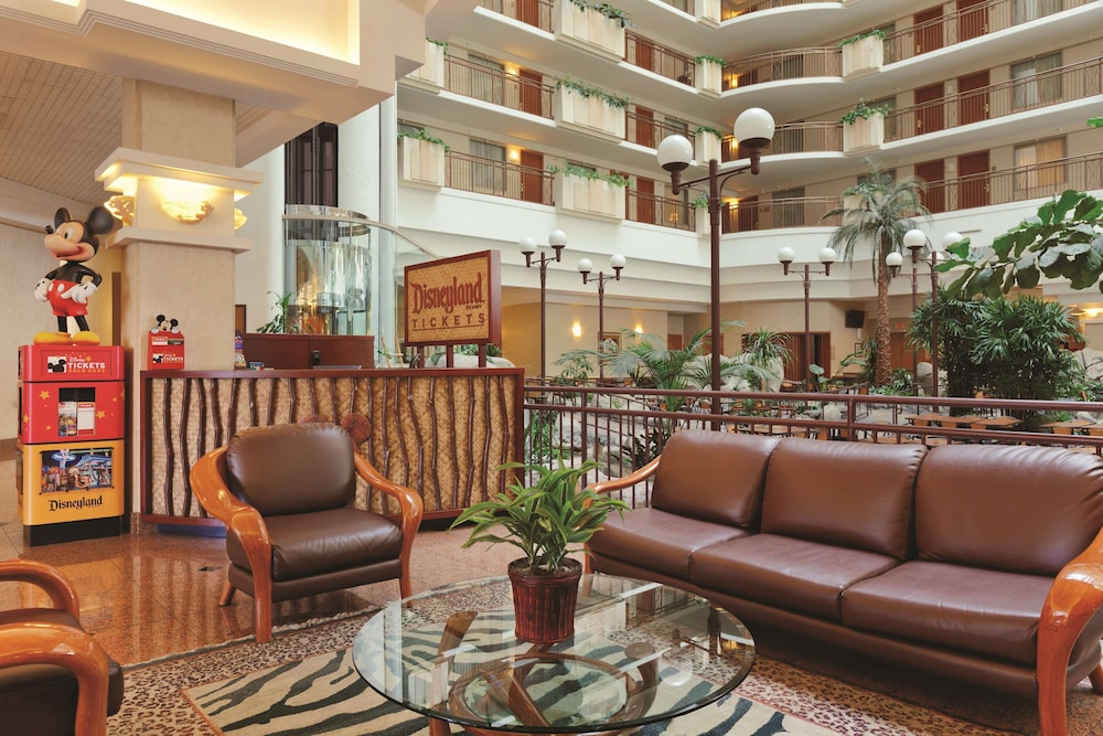 embassy suites by hilton anaheim south