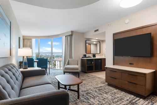 embassy suites by hilton anaheim south