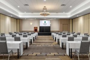 embassy suites by hilton anaheim south