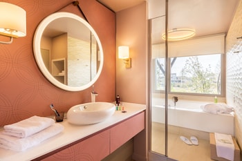 les villages nature paris disney nature resorts
