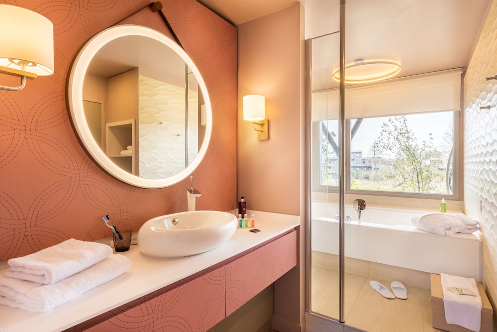 les villages nature paris disney nature resorts