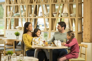 les villages nature paris disney nature resorts