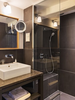 new hotel roblin la madeleine