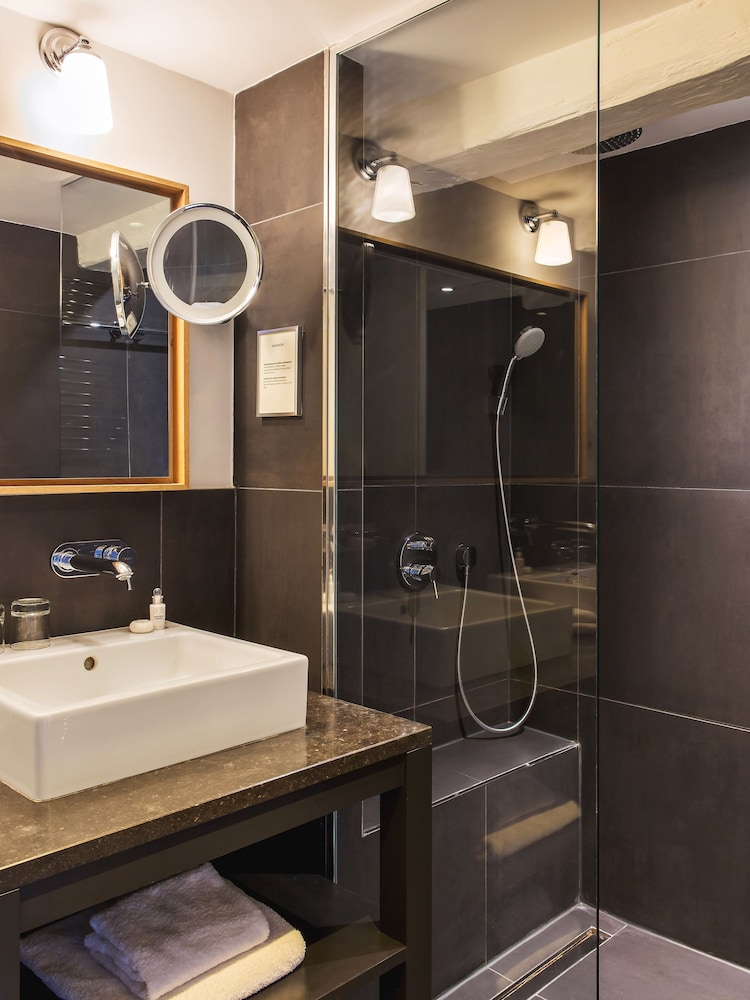 new hotel roblin la madeleine