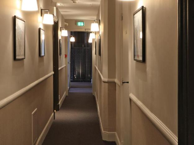 new hotel roblin la madeleine