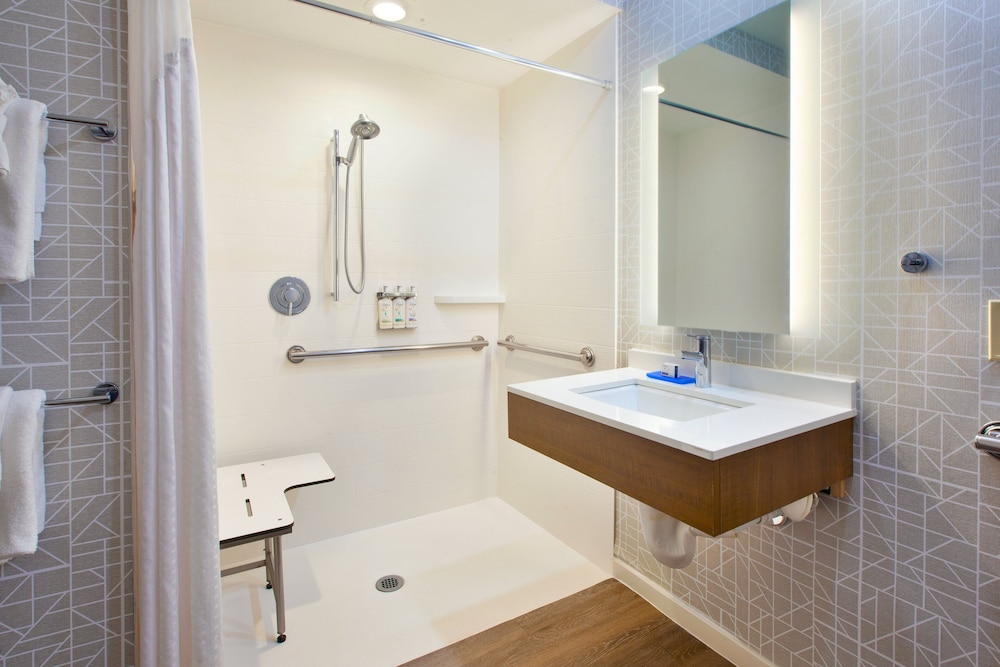 holiday inn express and suites absecon atlantic city by ihg