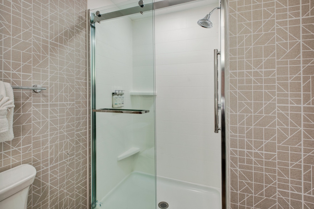 holiday inn express and suites absecon atlantic city by ihg