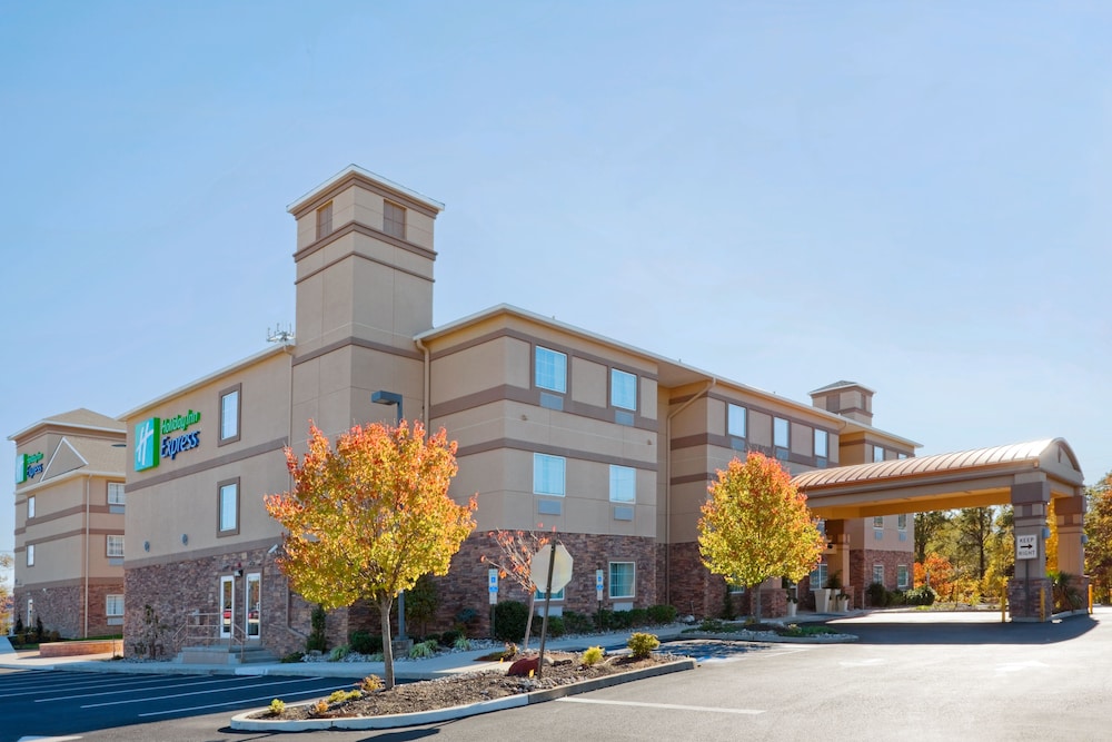 holiday inn express and suites absecon atlantic city by ihg