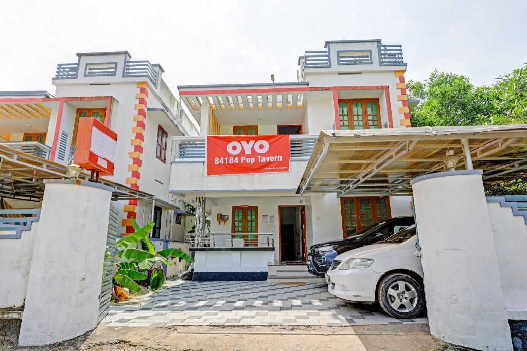 capital o 84184 pop tavern kazhakkottam