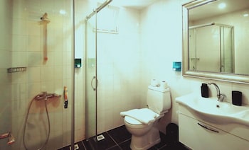 gold twins relax beach hotel