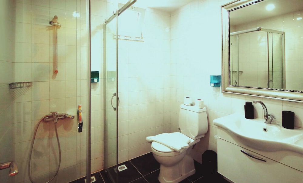 gold twins relax beach hotel