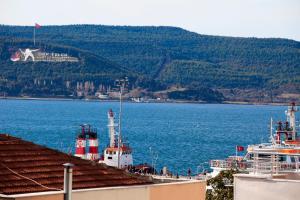 pelit troya hotel