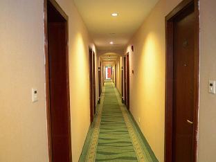 greentree inn ningbo cconvention center east bus station express hotel