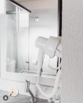 saint patrick grand hotel