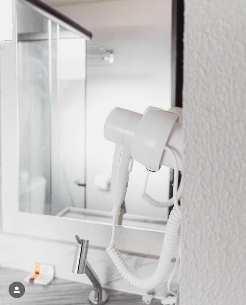 saint patrick grand hotel