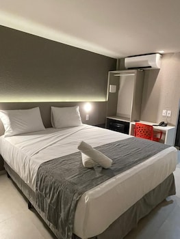 saint patrick grand hotel