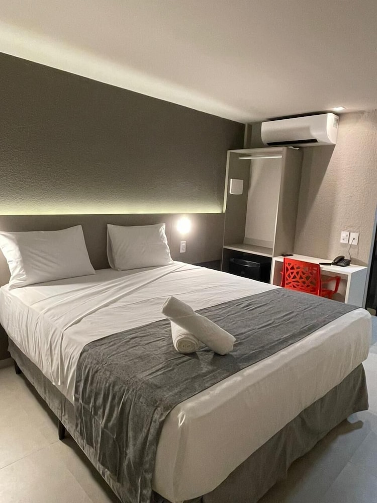 saint patrick grand hotel