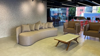 saint patrick grand hotel