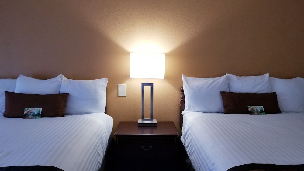 wingate by wyndham indianapolis airport rockville rd