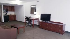 wingate by wyndham indianapolis airport rockville rd