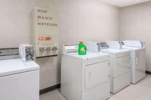 wingate by wyndham indianapolis airport rockville rd